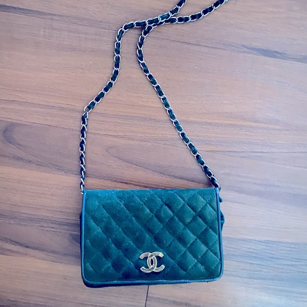 Small clutch like purse